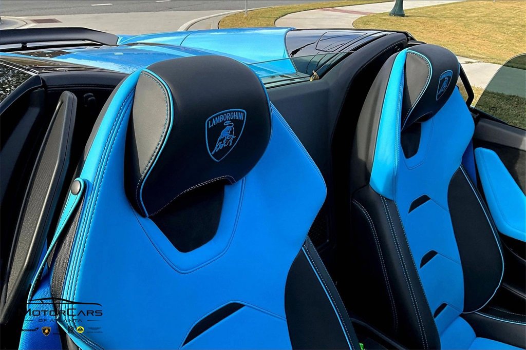 Used 2023 Lamborghini Huracan EVO image 26