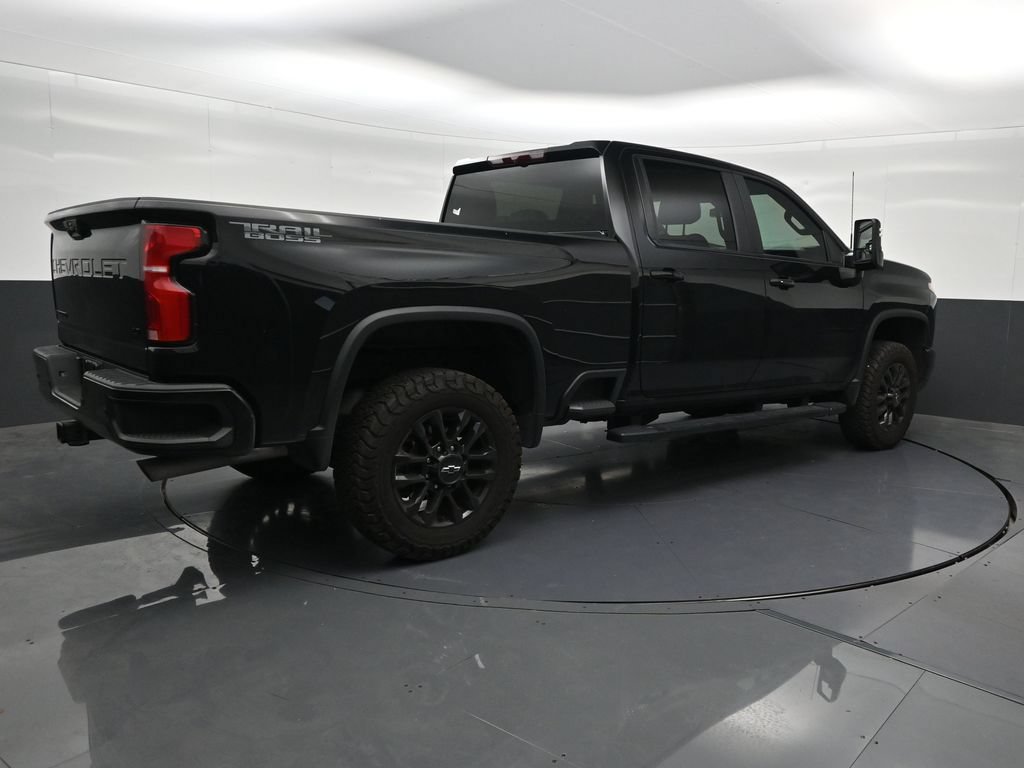 Used 2025 Chevrolet Silverado 2500 LT w/ Trail Boss Package AWD/4WD image 5