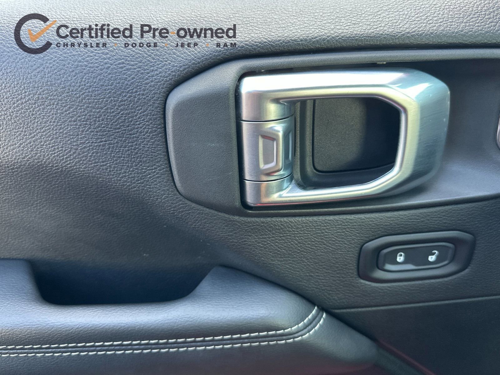 Used 2021 Jeep Wrangler Unlimited Sahara w/ Cold Weather Group image 12