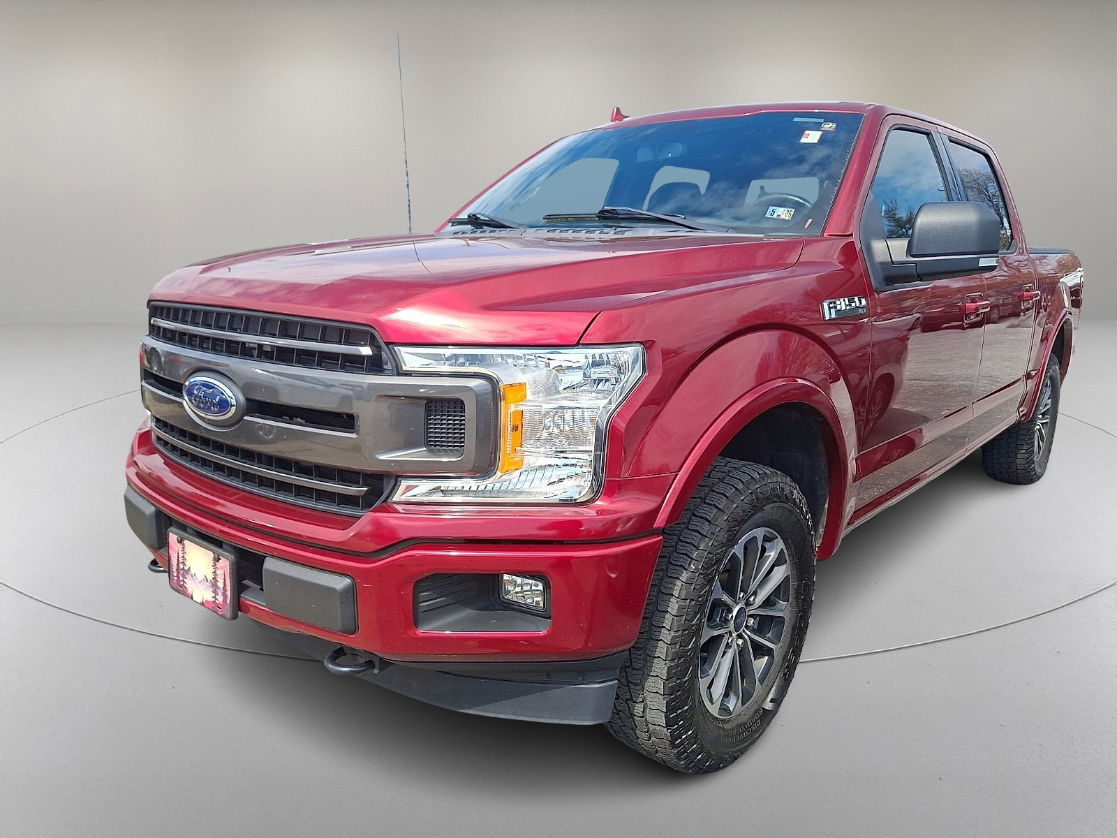Used 2018 Ford F150 XLT w/ Equipment Group 302A Luxury image 5