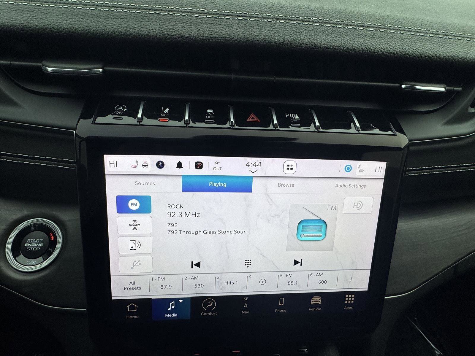 Used 2023 Jeep Grand Cherokee L Limited w/ Trailer Tow Group (B) image 10