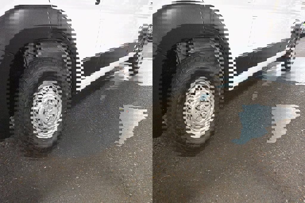 New 2026 RAM ProMaster 2500 w/ Convenience Group image 25