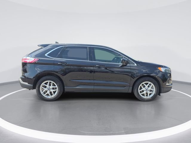 Used 2022 Ford Edge SEL w/ Convenience Package AWD/4WD image 2