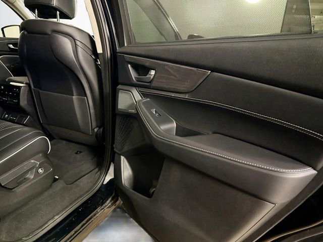 Used 2025 Acura MDX w/ Advance Package image 45