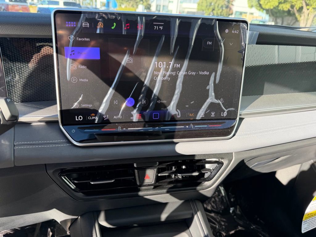 New 2026 Volkswagen Tiguan SE image 22
