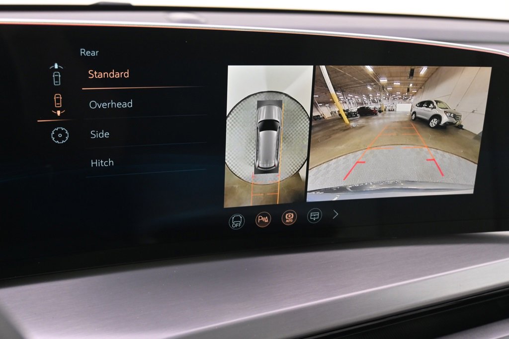 New 2026 Cadillac Vistiq Luxury w/ LPO, Floor Liner Package image 30