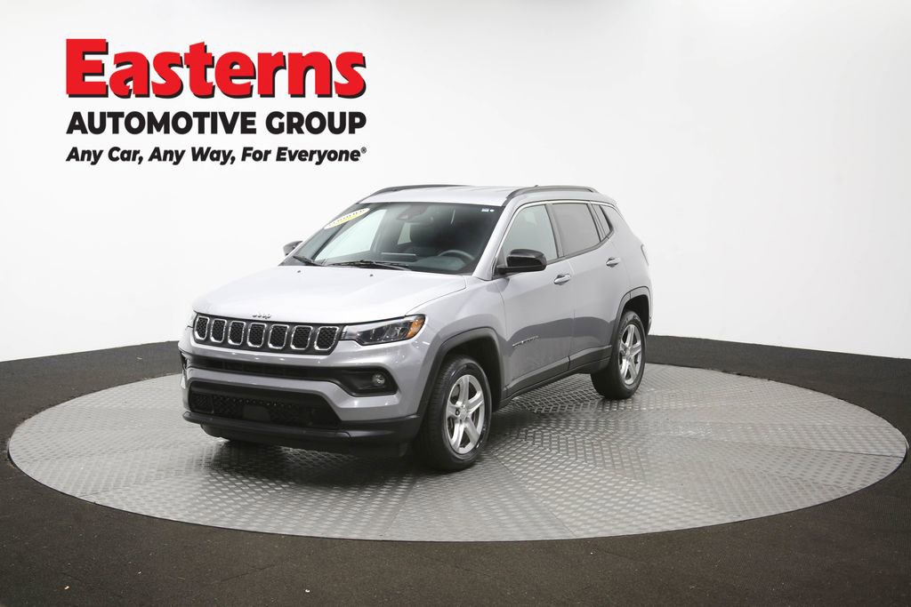 Used 2024 Jeep Compass Latitude AWD/4WD image 51