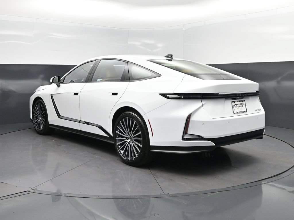 New 2026 Lexus ES 350e w/ Convenience Package FWD image 5