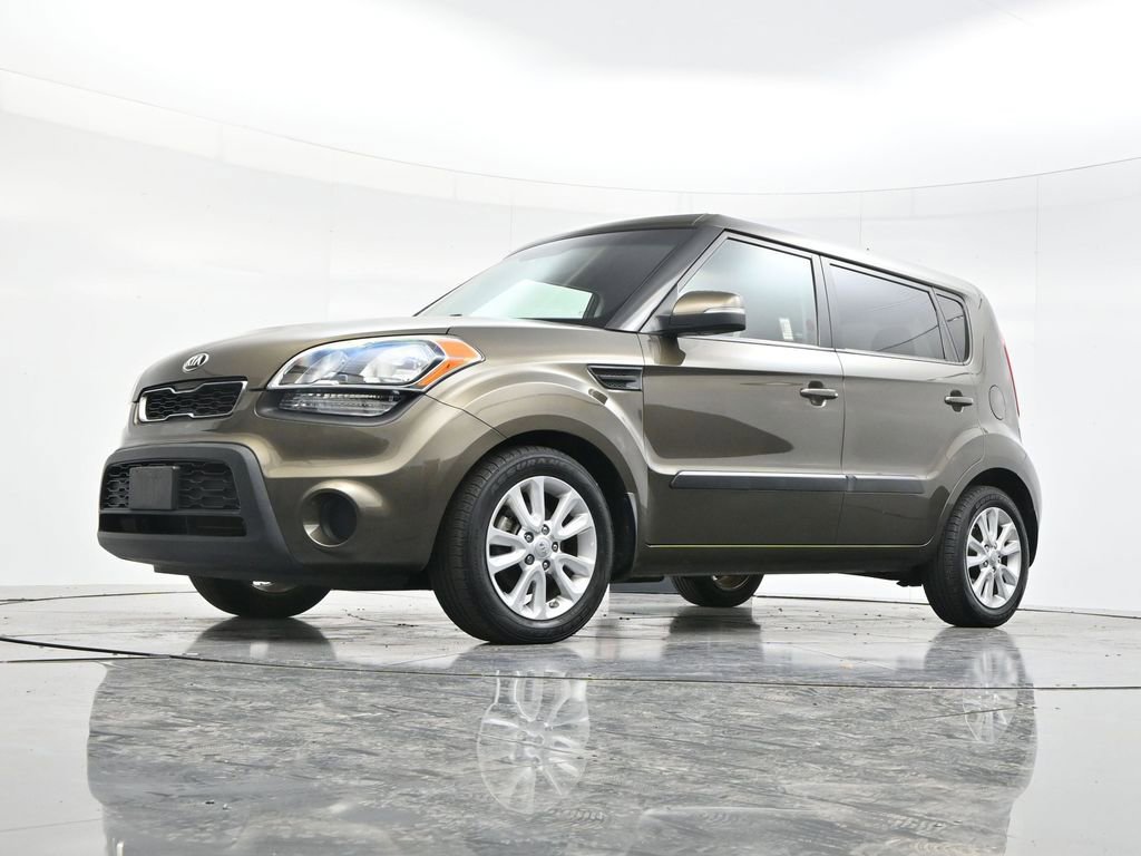 Used 2013 Kia Soul + image 39