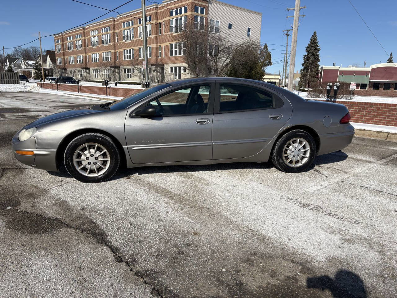 Used 1998 Chrysler Concorde LXi image 14