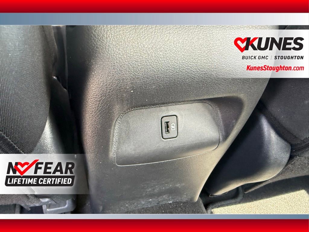 Used 2025 Nissan Sentra SV FWD image 37