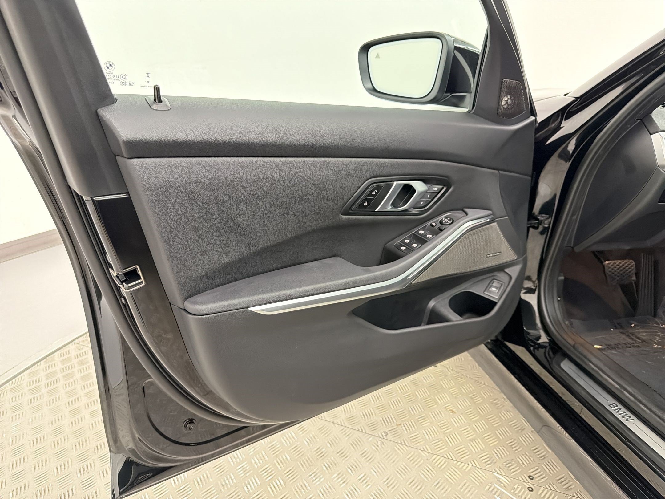 New 2026 BMW 330i Sedan w/ Premium Package RWD image 21