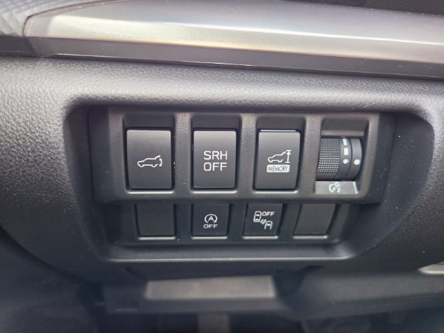 Used 2023 Subaru Forester Premium AWD/4WD image 40