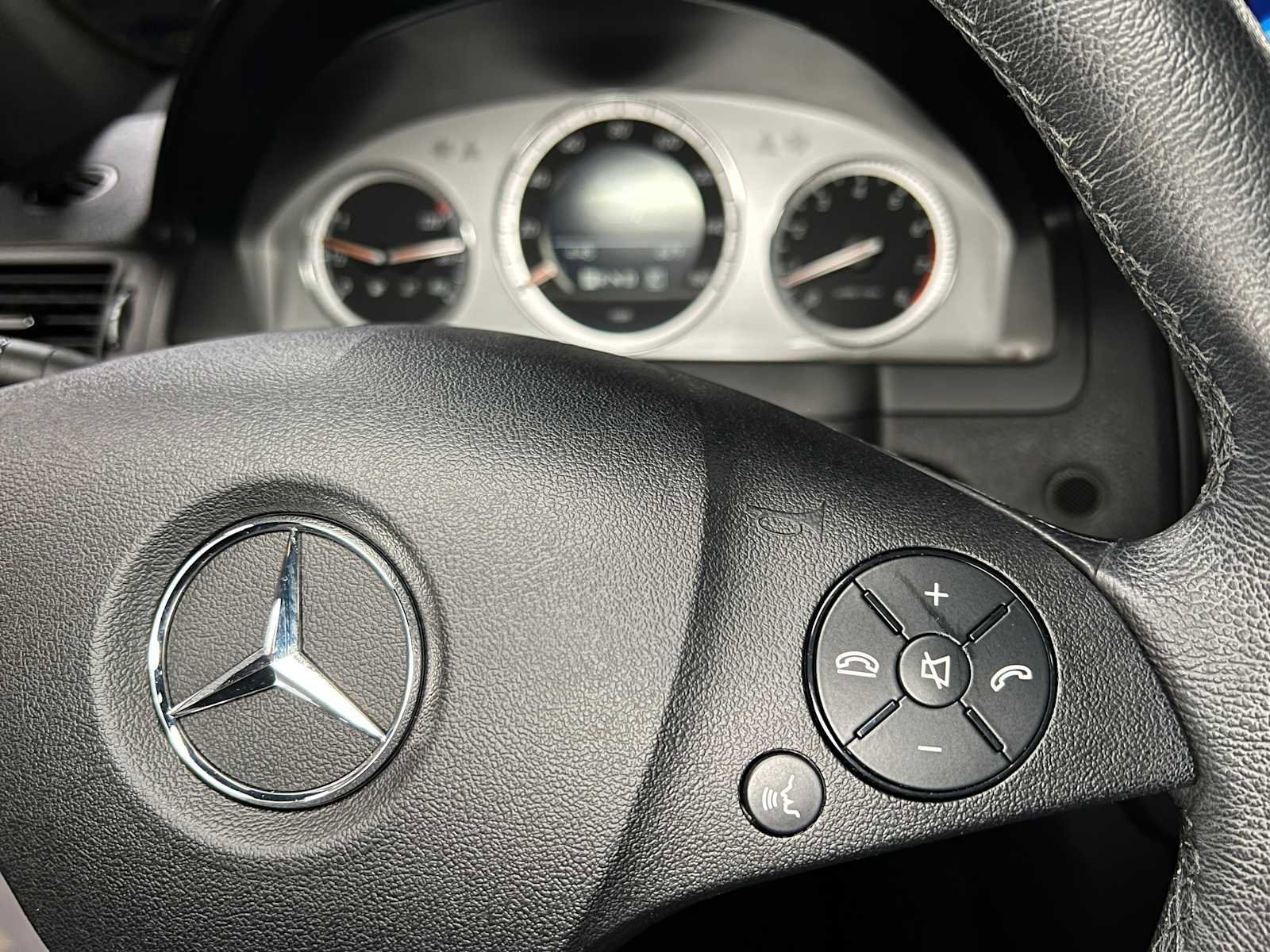 Used 2008 Mercedes-Benz C 350 Sport image 26