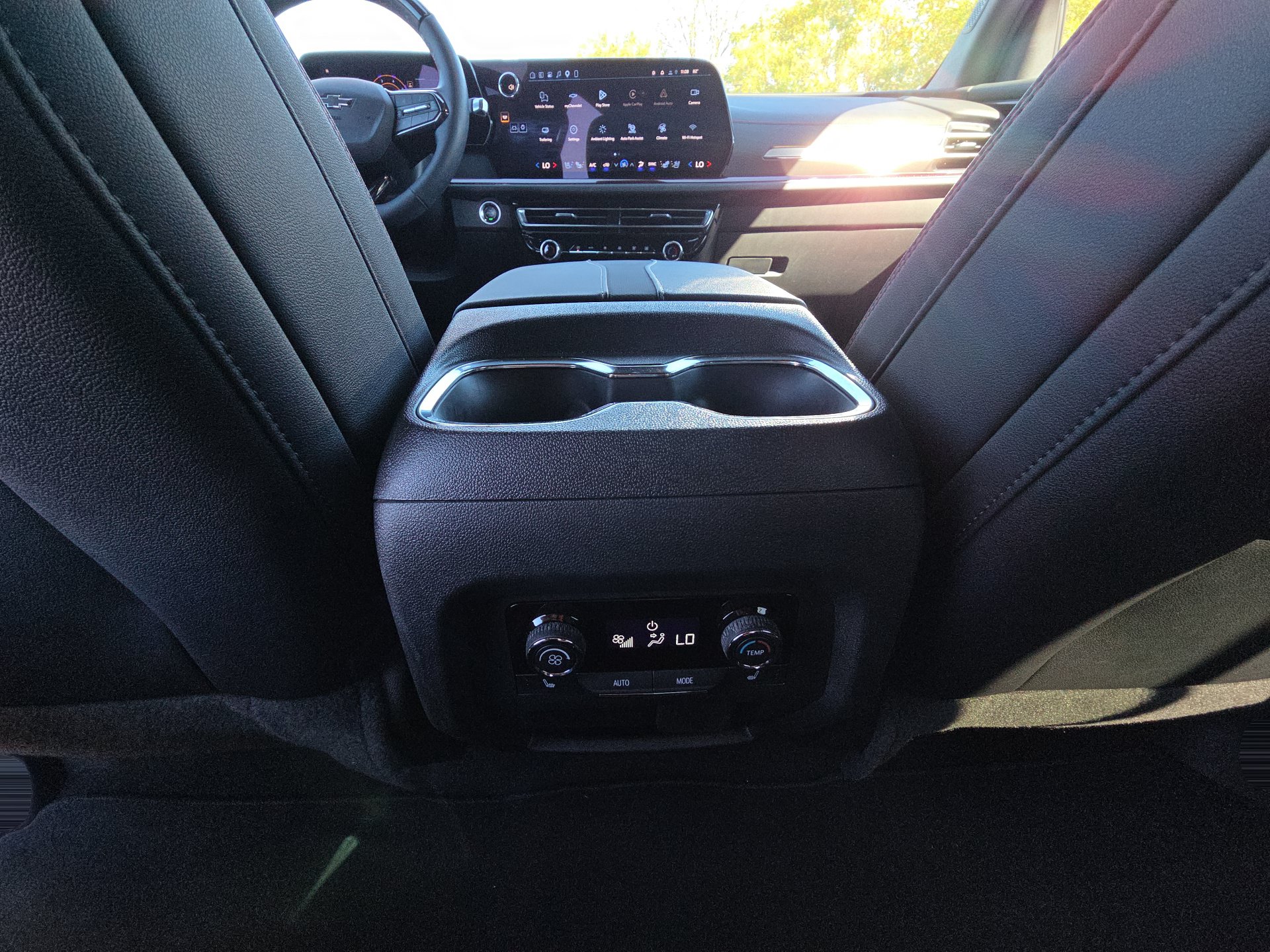 Used 2026 Chevrolet Traverse RS FWD image 31