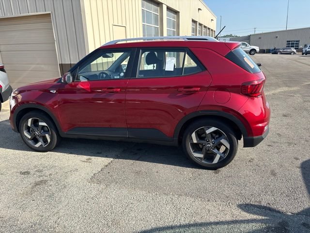 Used 2025 Hyundai Venue SEL