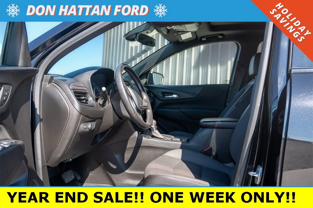 Used 2022 Chevrolet Equinox RS w/ LPO, Floor Liner Package image 3