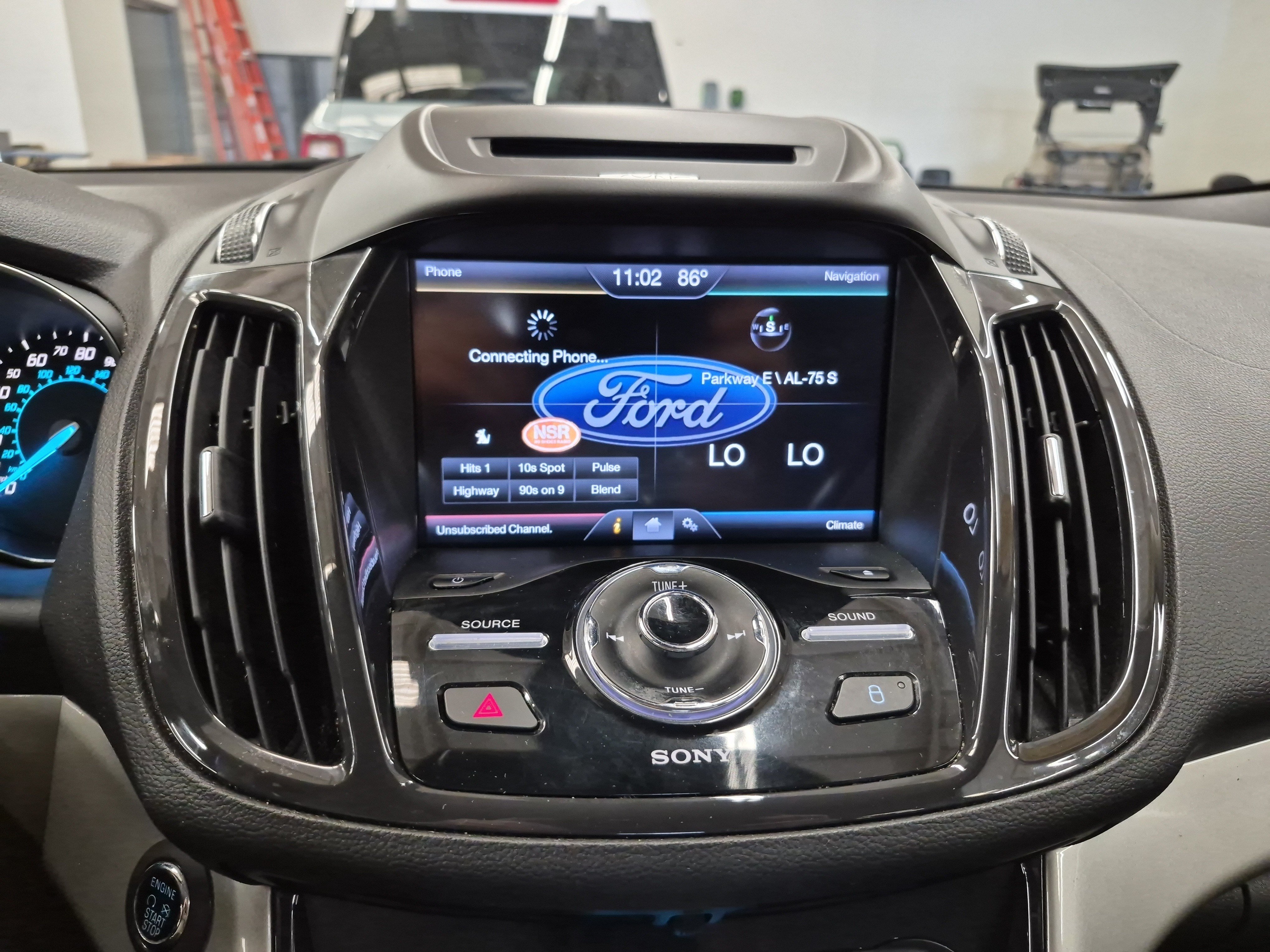 Used 2013 Ford Escape SEL FWD image 30