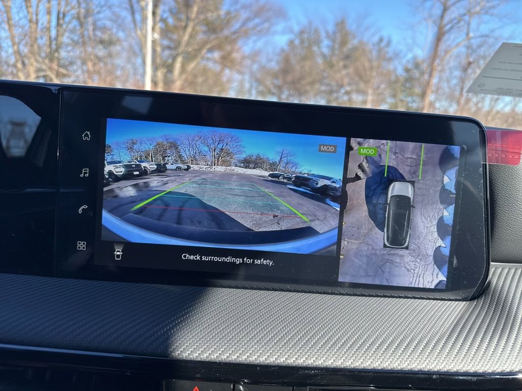 New 2026 Nissan Kicks SR w/ SR Premium Package AWD/4WD image 24