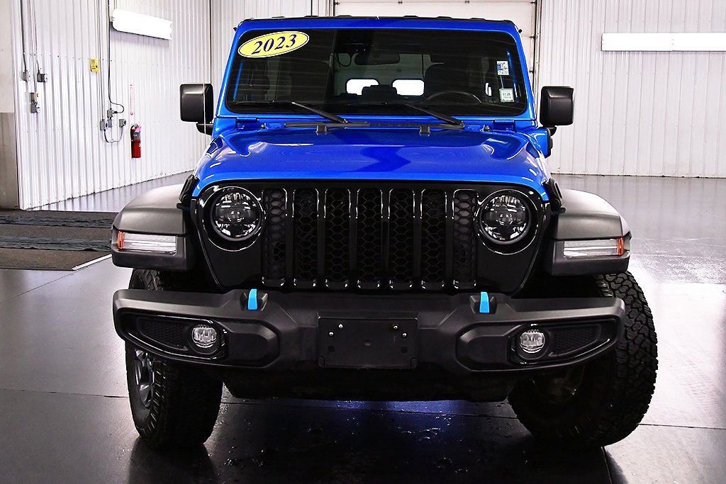 Used 2023 Jeep Wrangler Unlimited image 2
