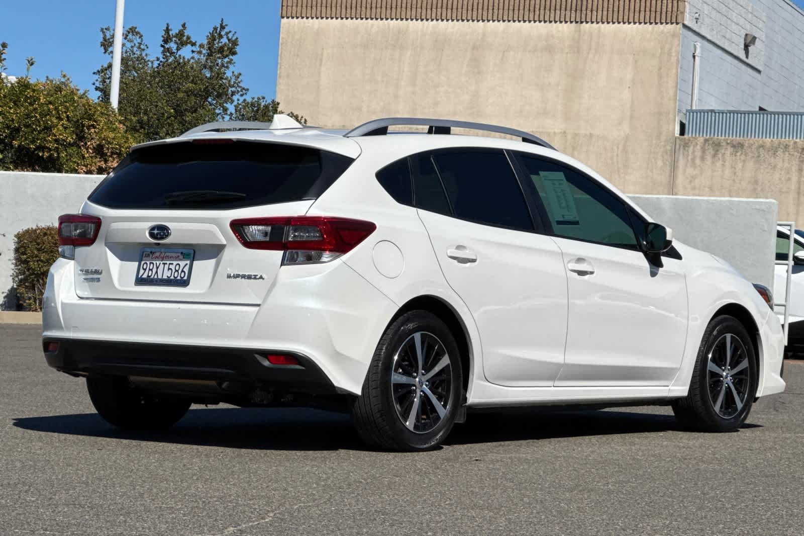Used 2022 Subaru Impreza 2.0i Premium AWD/4WD image 2