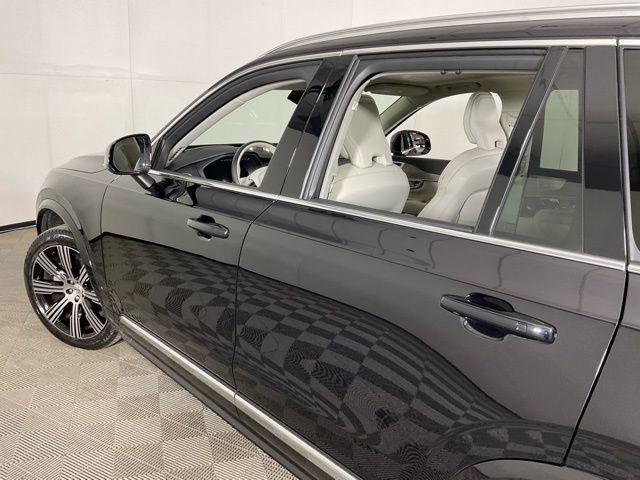 Certified 2023 Volvo XC90 B6 Ultimate w/ Protection Package Premier image 34