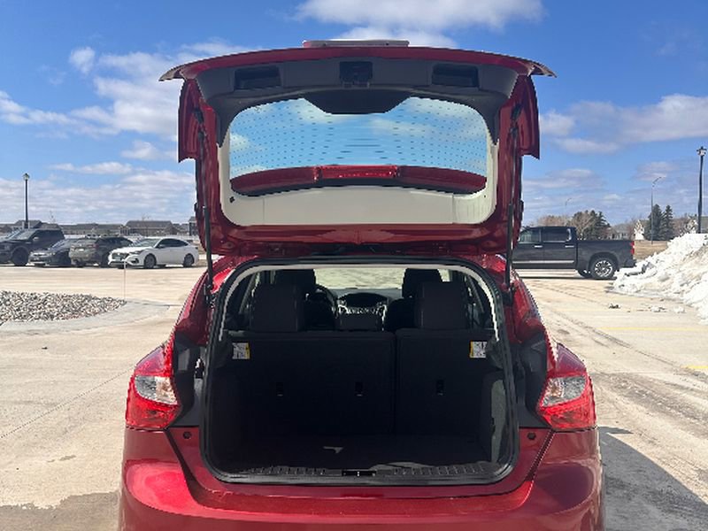 Used 2014 Ford Focus SE image 7