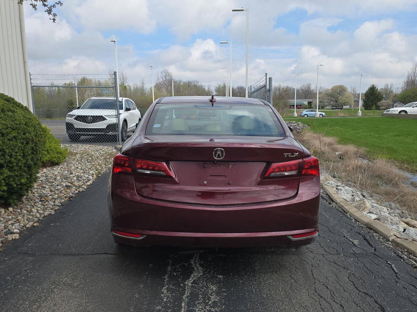 Used 2015 Acura TLX V6 image 6
