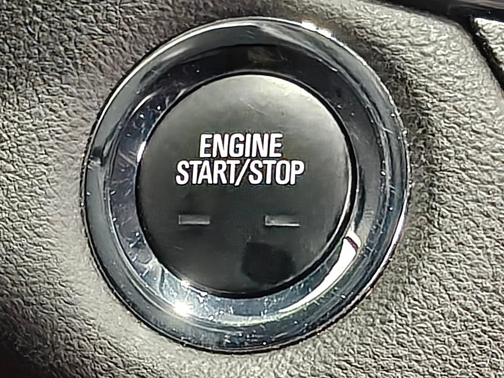 Used 2018 Chevrolet Impala LT FWD image 10