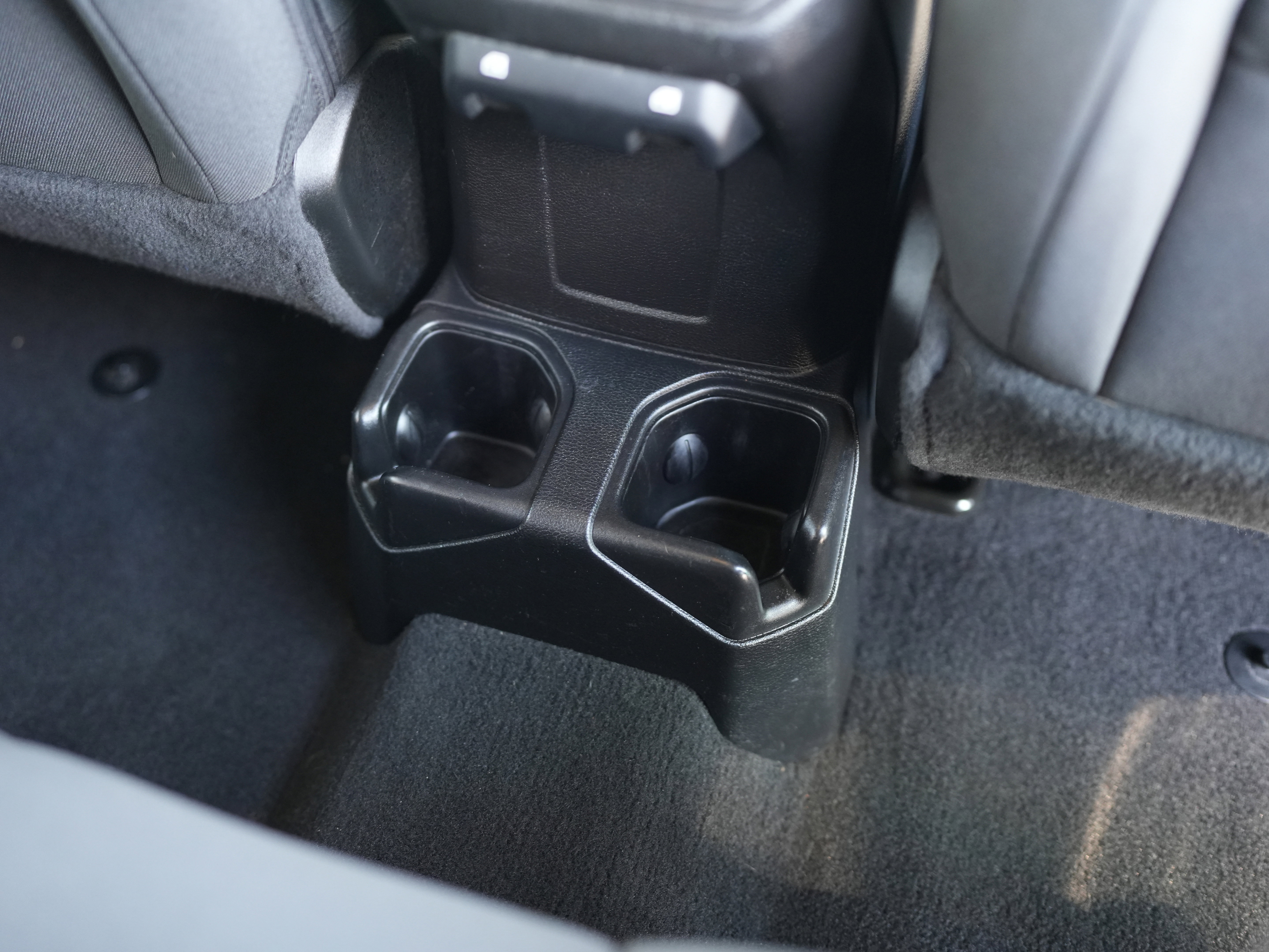 Used 2020 Jeep Wrangler Unlimited Sport S image 34