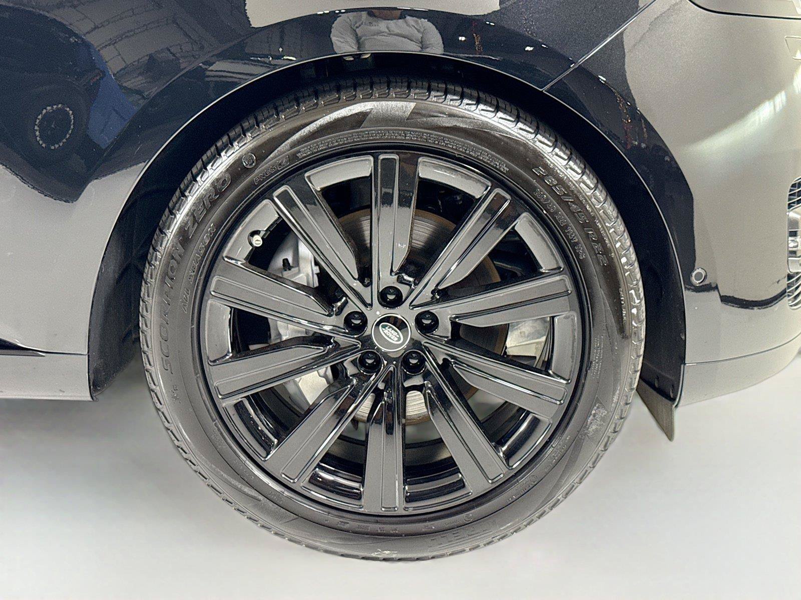 Used 2023 Land Rover Range Rover SE AWD/4WD image 39