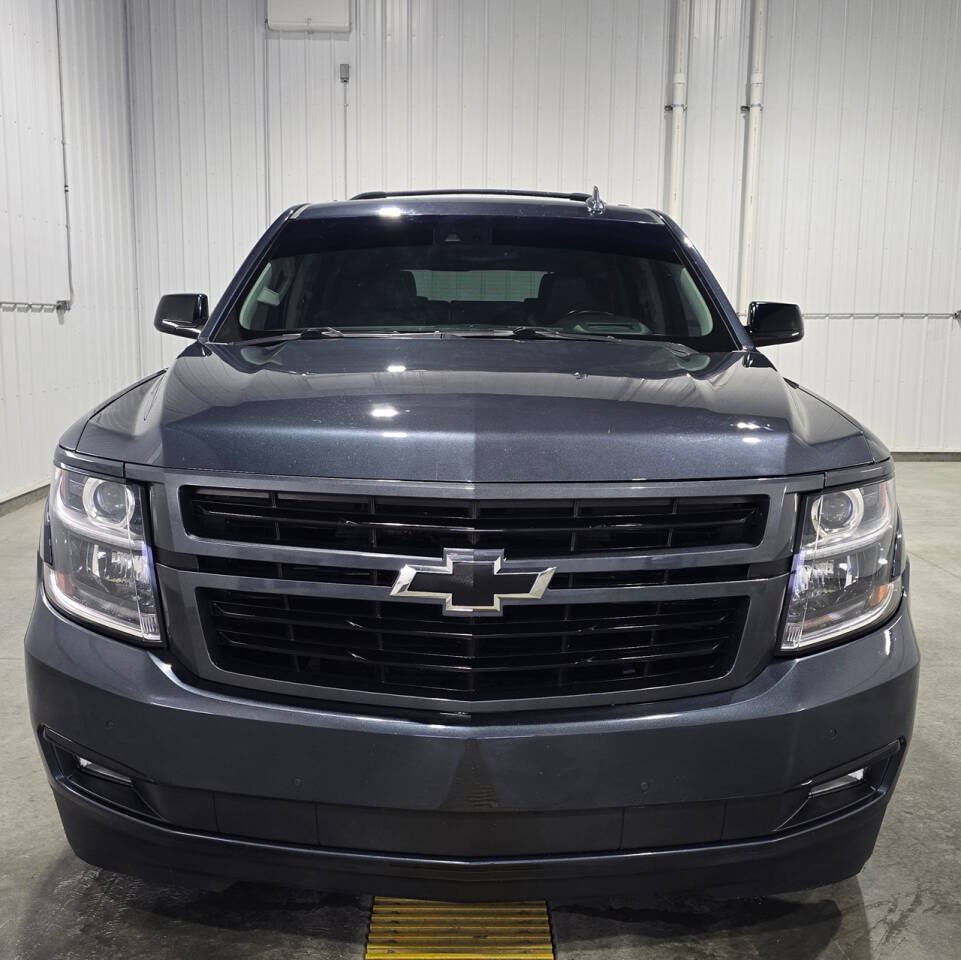 Used 2019 Chevrolet Tahoe Premier AWD/4WD image 3