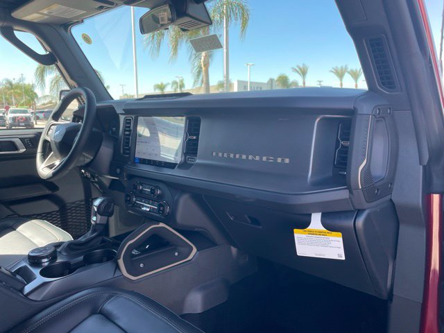 New 2026 Ford Bronco Badlands AWD/4WD image 28