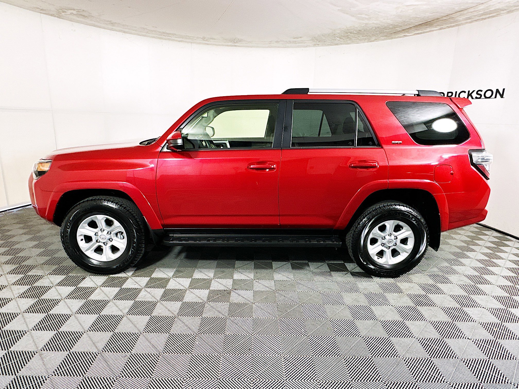 Used 2024 Toyota 4Runner SR5 image 6