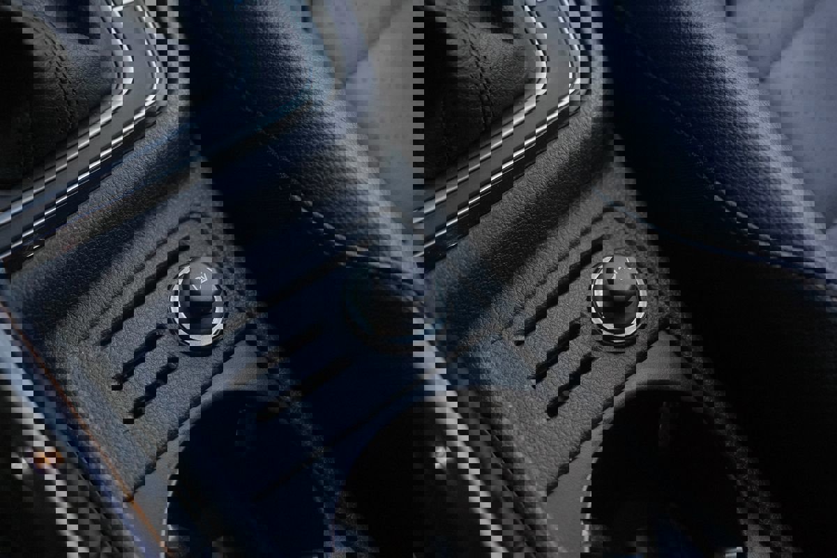 Used 2017 Volkswagen Golf SEL image 27