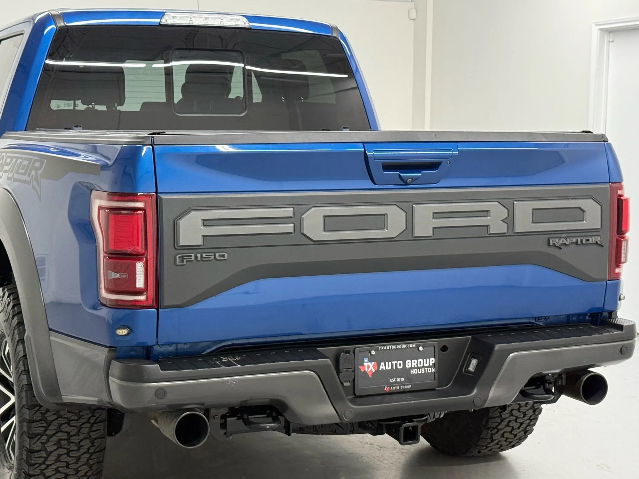 Used 2018 Ford F150 Raptor w/ Equipment Group 802A Luxury AWD/4WD image 13