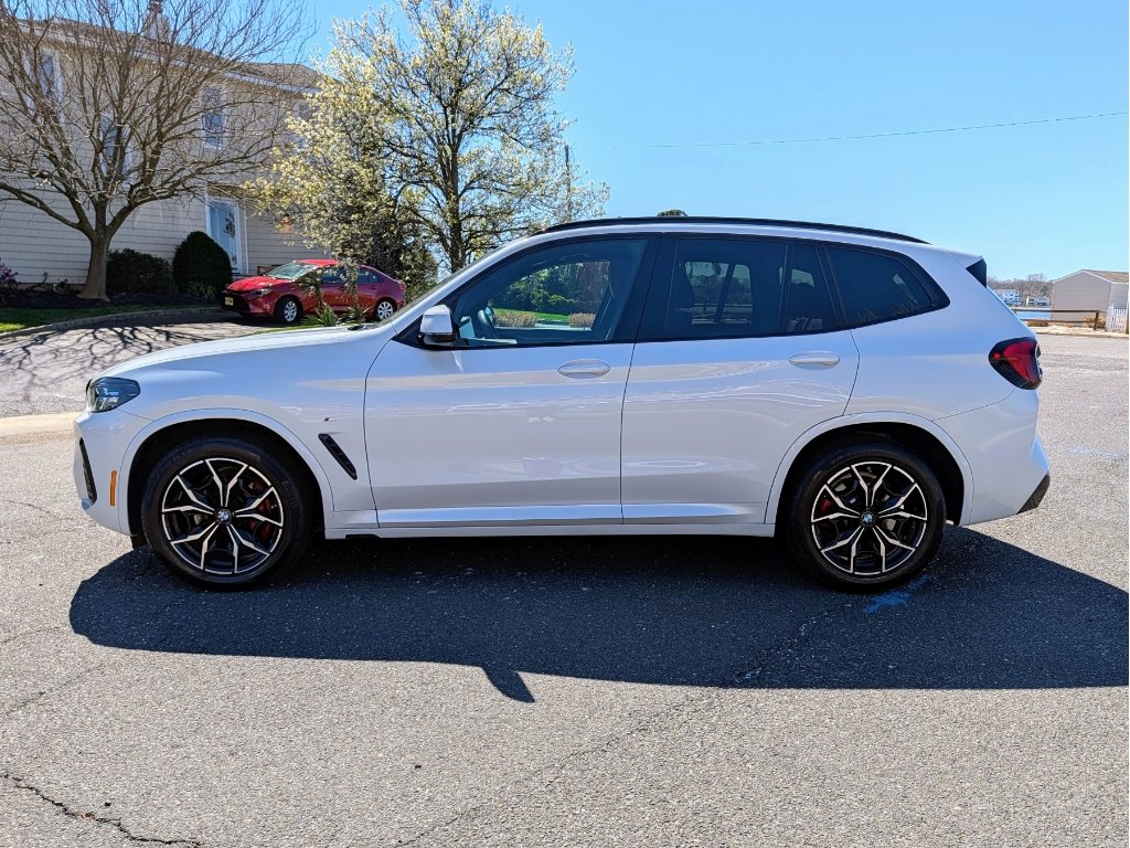 Used 2024 BMW X3 xDrive30i w/ M Sport Edition image 9