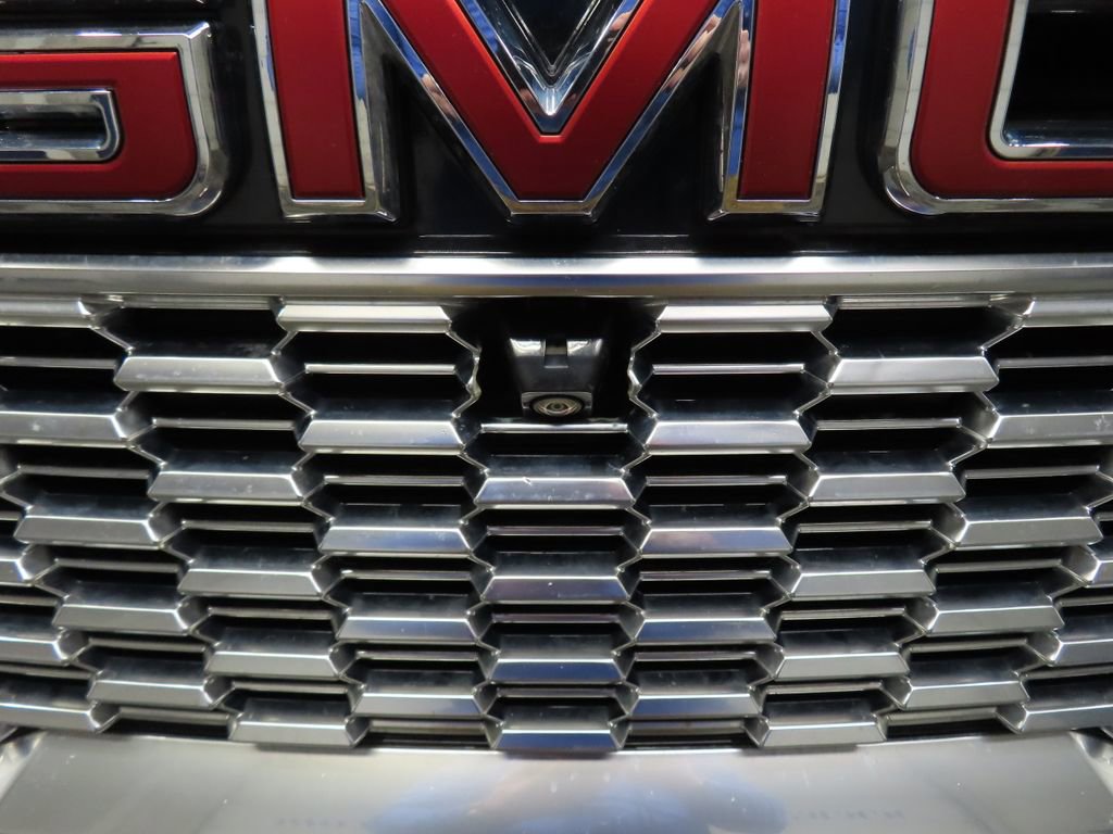 Used 2024 GMC Yukon SLT w/ SLT Luxury Package AWD/4WD image 53