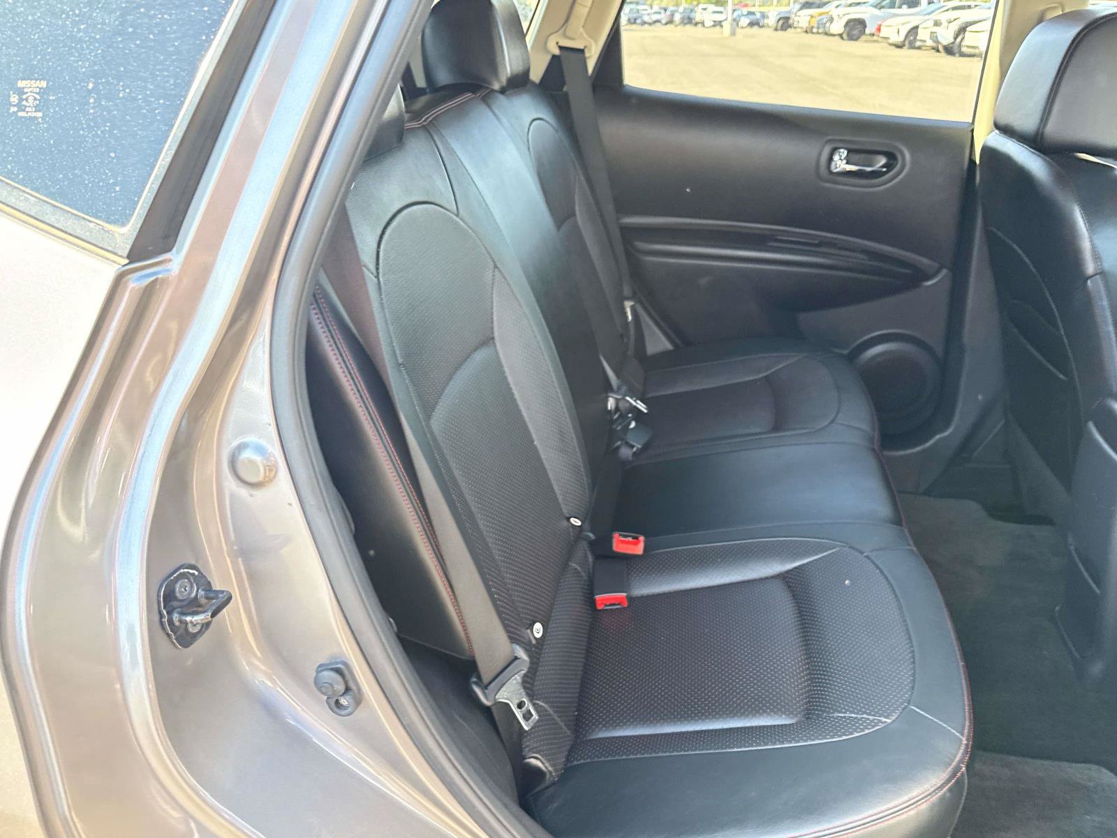 Used 2012 Nissan Rogue SL AWD/4WD image 16
