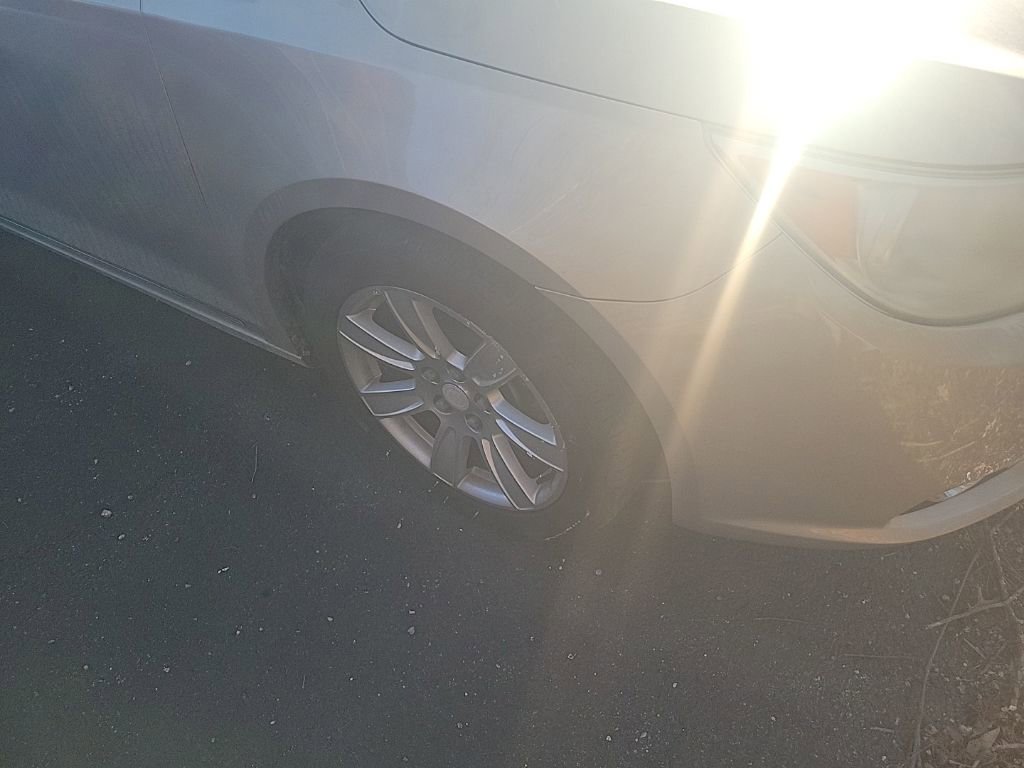 Used 2011 Buick LaCrosse CXL image 5