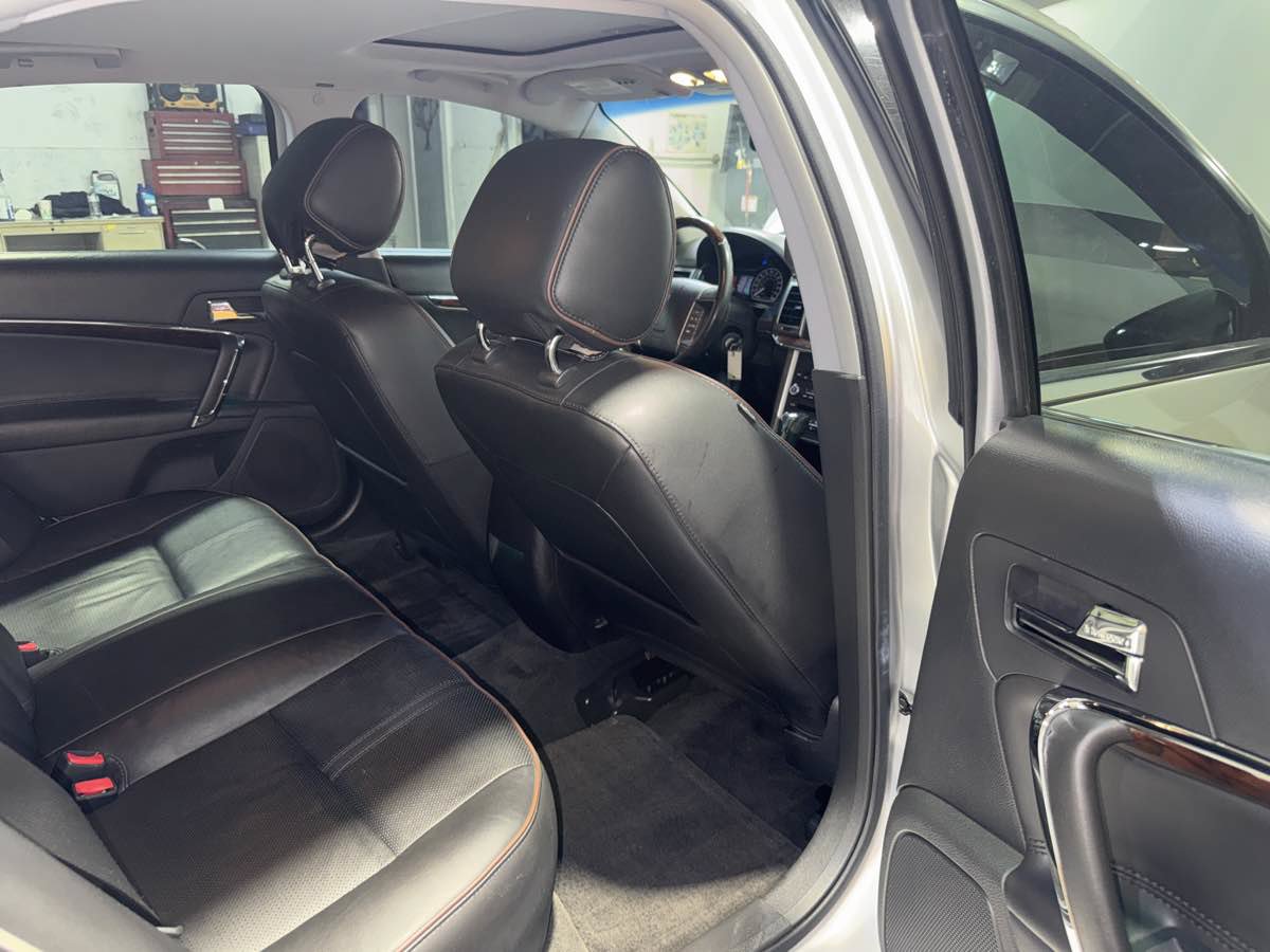 Used 2012 Lincoln MKZ Hybrid FWD image 25