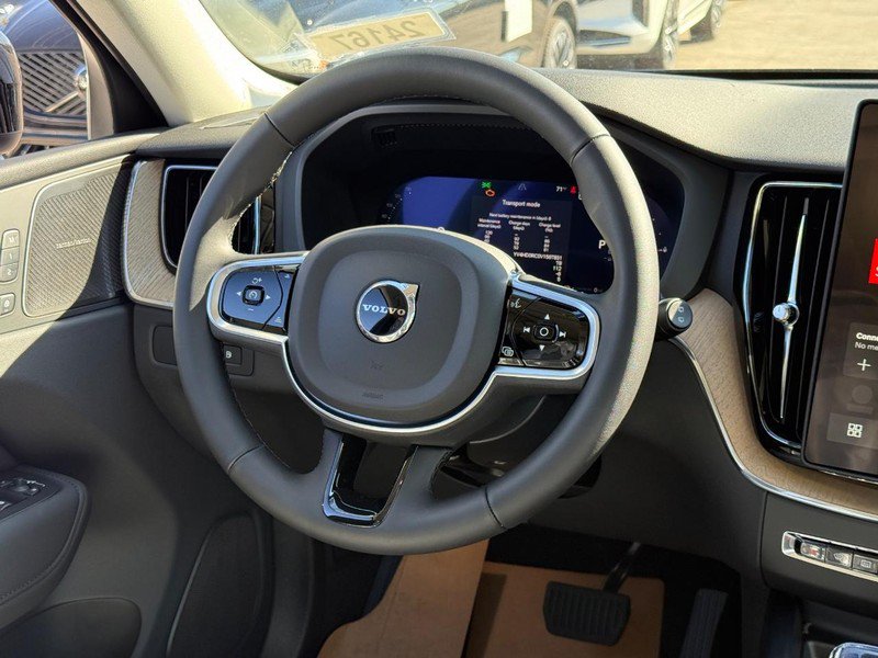 New 2027 Volvo XC60 T8 Plus AWD/4WD image 7
