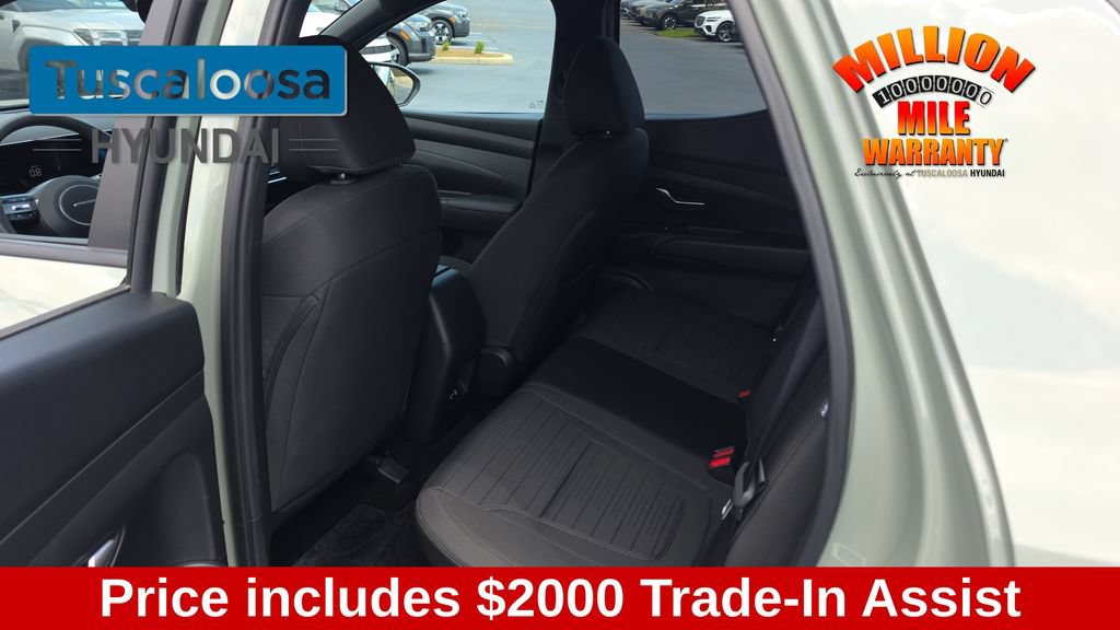Used 2025 Hyundai Santa Cruz SE FWD image 24