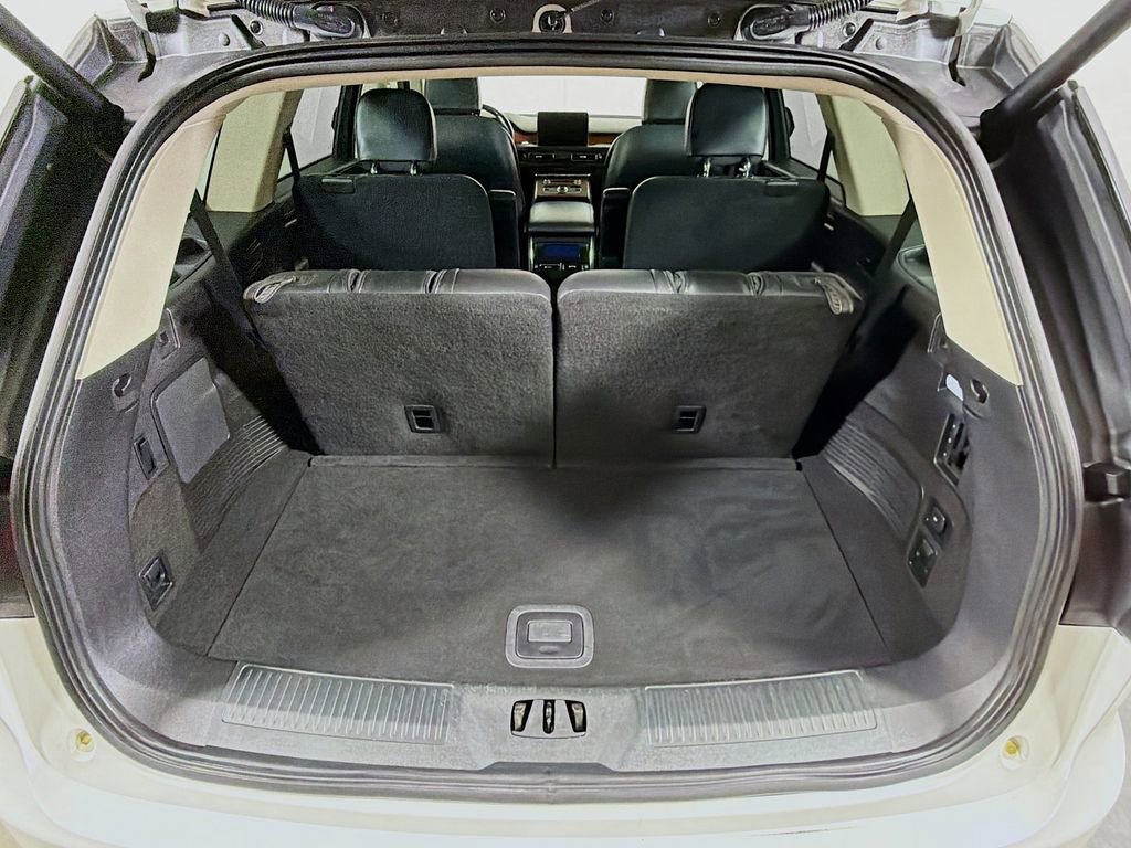 Used 2021 Lincoln Aviator Reserve w/ Equipment Group 208A AWD/4WD image 23