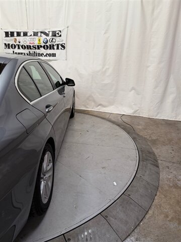 Used 2013 BMW 528i Sedan RWD image 12