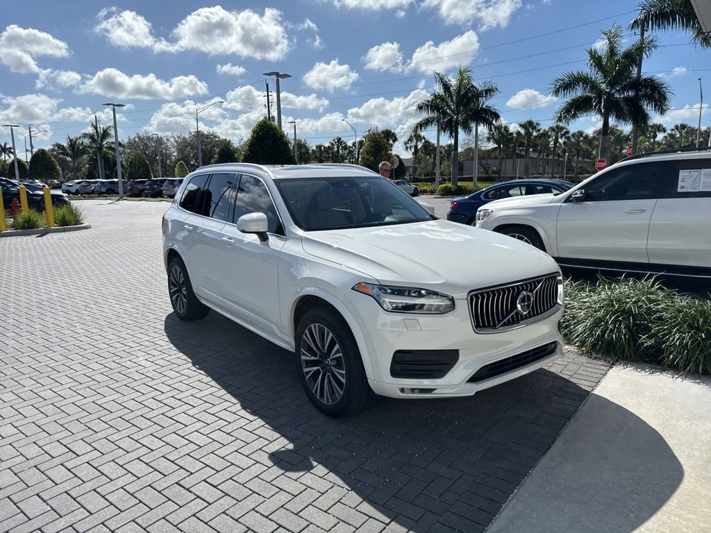 Used 2021 Volvo XC90 T6 Momentum w/ Protection Package Premier image 7