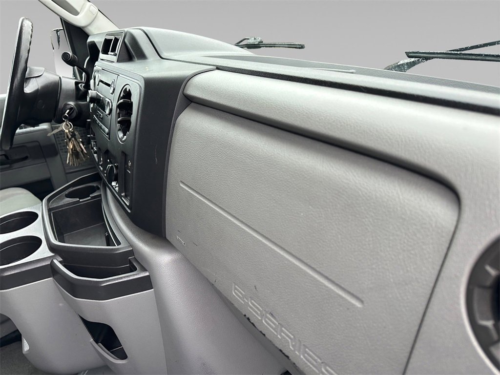 Used 2011 Ford E-350 and Econoline 350 XLT image 20