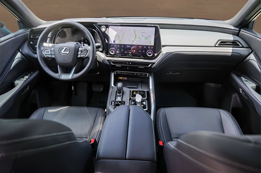 Used 2025 Lexus TX 350 AWD w/ Technology Package image 25