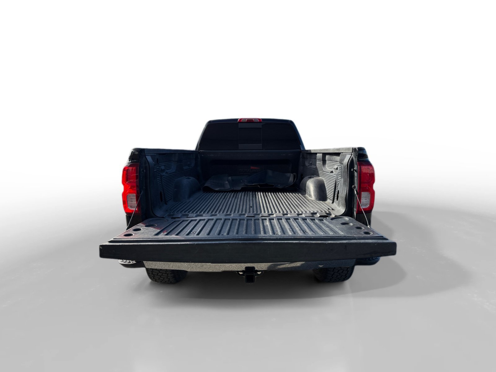 Used 2017 Chevrolet Silverado 1500 LTZ w/ Sport Package AWD/4WD image 17