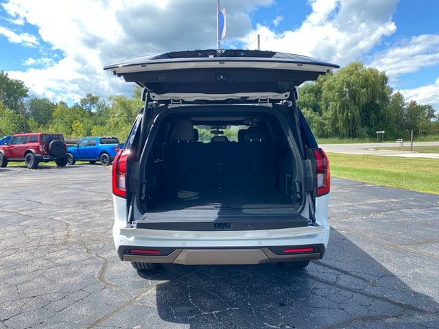 New 2025 Ford Expedition Max King Ranch AWD/4WD image 17